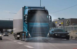 >Tiga Titik Area Blind Spot Truk Yang Wajib Diketahui