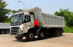 >Mayoritas Kendaraan Tambang Berkelir Putih, Ternyata Ini Alasannya