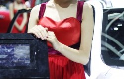 >Pesona Wanita SPG GIIAS 2017