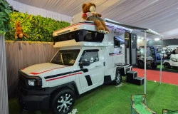 >Baze Sulap Toyota Hilux Rangga jadi Motorhome Mewah