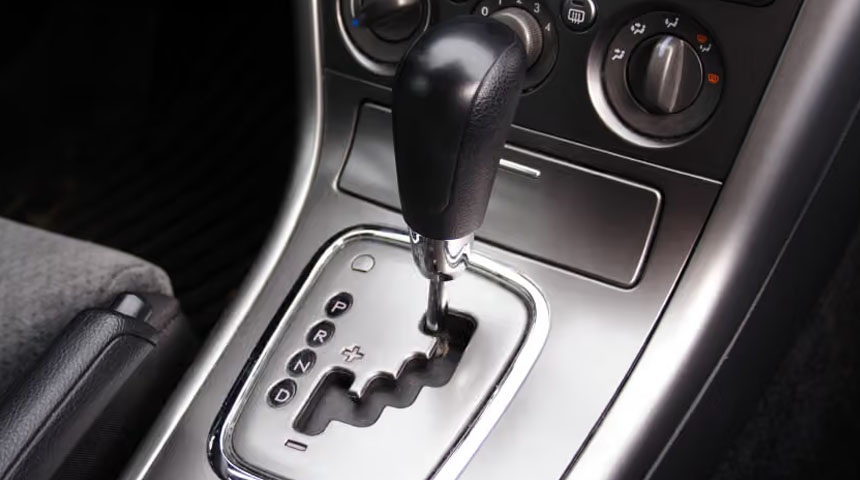 Tips Merawat Transmisi Otomatis Mobil agar Awet
