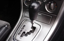 >Tips Merawat Transmisi Otomatis Mobil agar Awet