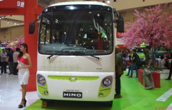 >Hino Poncho, Bus Ramah Lingkungan Mampir di GIIAS 2018
