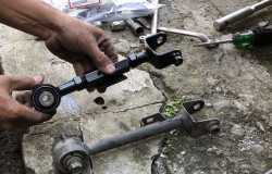 >Honda CR-V 2013 Ganti Upper Arm Adjustable Atasi Ban Mobil Miring, Ini Fungsinya