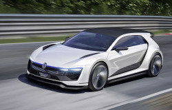 >VW Akan Bikin VW Golf R 2020 Hybrid Lebih Bertenaga