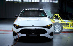 >Mercedes-Benz CLA Jadi Mobil Paling Aman di Eropa, Raih Best Performance Euro NCAP