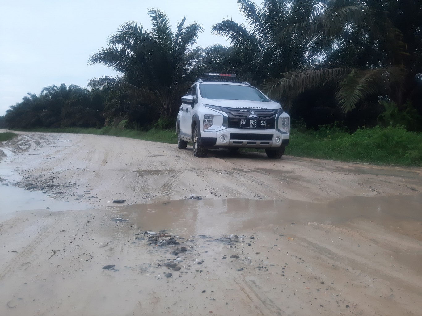 Ini Trik Offroad Pakai Mitsubishi Xpander Anti 'Terjebak' Lumpur