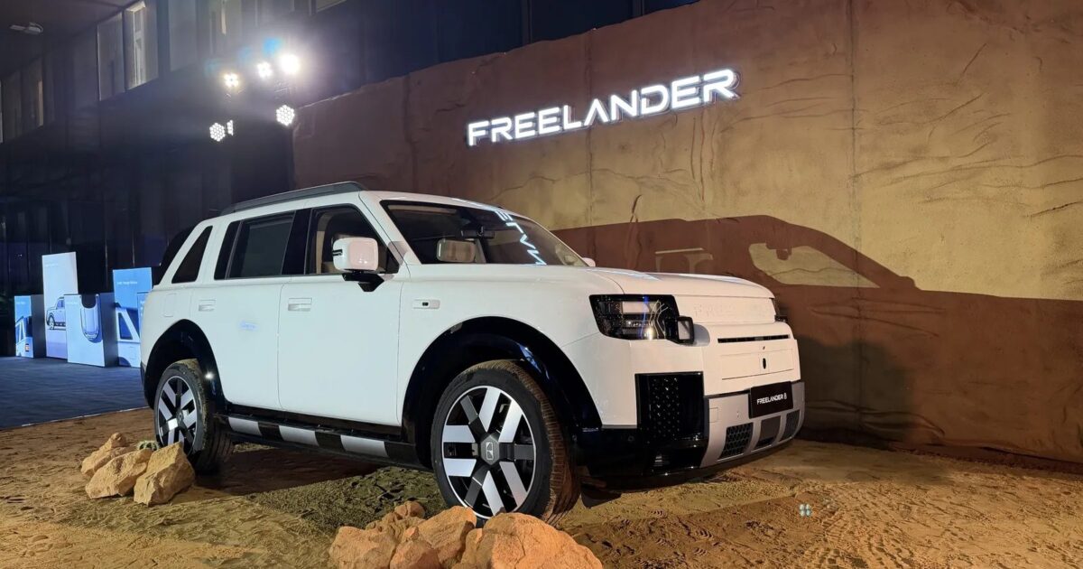 Freelander Naik Kasta Jadi Premium Luxury SUV, Tenaga Tembus 600 DK!