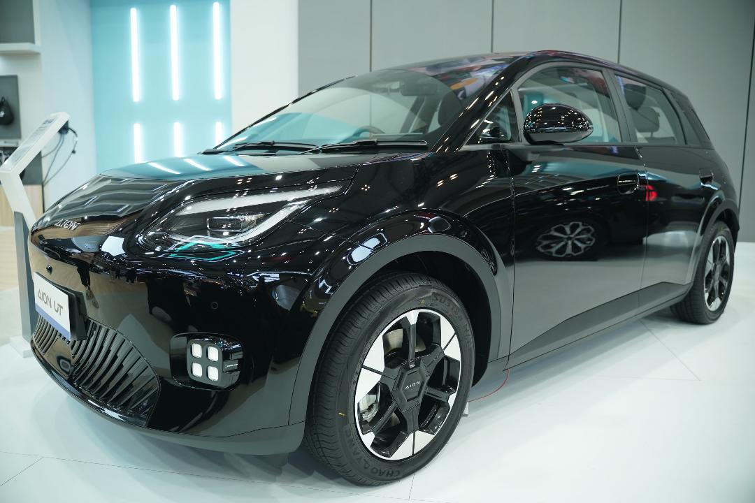 GAC Aion UT Black Resmi Melantai dengan Banderol Mulai Rp299 Juta