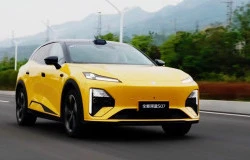 >Changan Deepal S07 Ultra PHEV Memulai Debut, Jarak Tempuh Tembus 1.000 Km