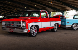 >Lone Star Throwdown dari Kopdar Kecil-kecilan Jadi Pameran Truk Modifikasi Terbesar di AS