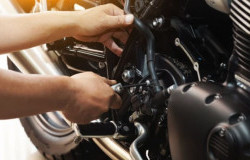 >Motor Mogok Setelah Lama Tidak Dipakai, Begini Cara Atasinya Jangan Asal