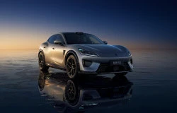 >Ferrari Bantah Luxeed RX Didesain Mantan Desainernya