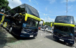 >Harga Tiket Bus Double Decker Damri yang Mengaspal Mulai 11 Februari 