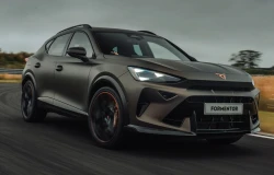 >Cupra Formentor VZ5 Cuma Diproduksi 4.000 Unit, Dibanderol Rp1,5 Miliar