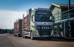 >Bedah Teknologi I-Shift Crawler Gears, Rahasia Torsi Raksasa di Balik Transmisi Truk Volvo