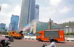 >Apa Peran Truk Water Mist Dalam Mengurangi Polusi dan Debu di Jalan Raya?