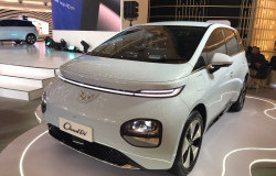 >Wuling Cloud EV Raih Penghargaan Best Value Electric Car 2024