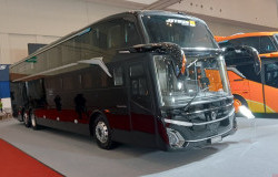 >Karoseri Adiputro Pamer Sleeper Bus Jetbus 5 DCXL Rasa Hotel Bintang Lima di GJAW 2025