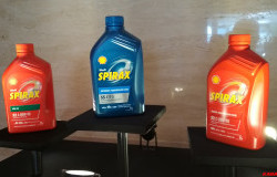 >Shell Luncurkan Pelumas Transmisi Mobil Otomatis Shell SPlRAX S5 ATF X 