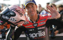 >Tinggalkan MotoGP, Aleix Espargaro Bergabung dengan Tim Balap Sepeda