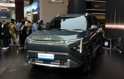 >Kia Carens EV Concept Dipamerkan di GIIAS 2026, Peluncuran Resmi November 2026