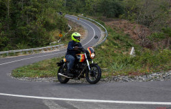 >Profil - Cleveland Misfit 250, Menikmati Gaya Klasik Cafe Racer  