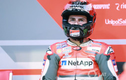 >Lorenzo Belum Merasa Nyaman Dengan Ducati