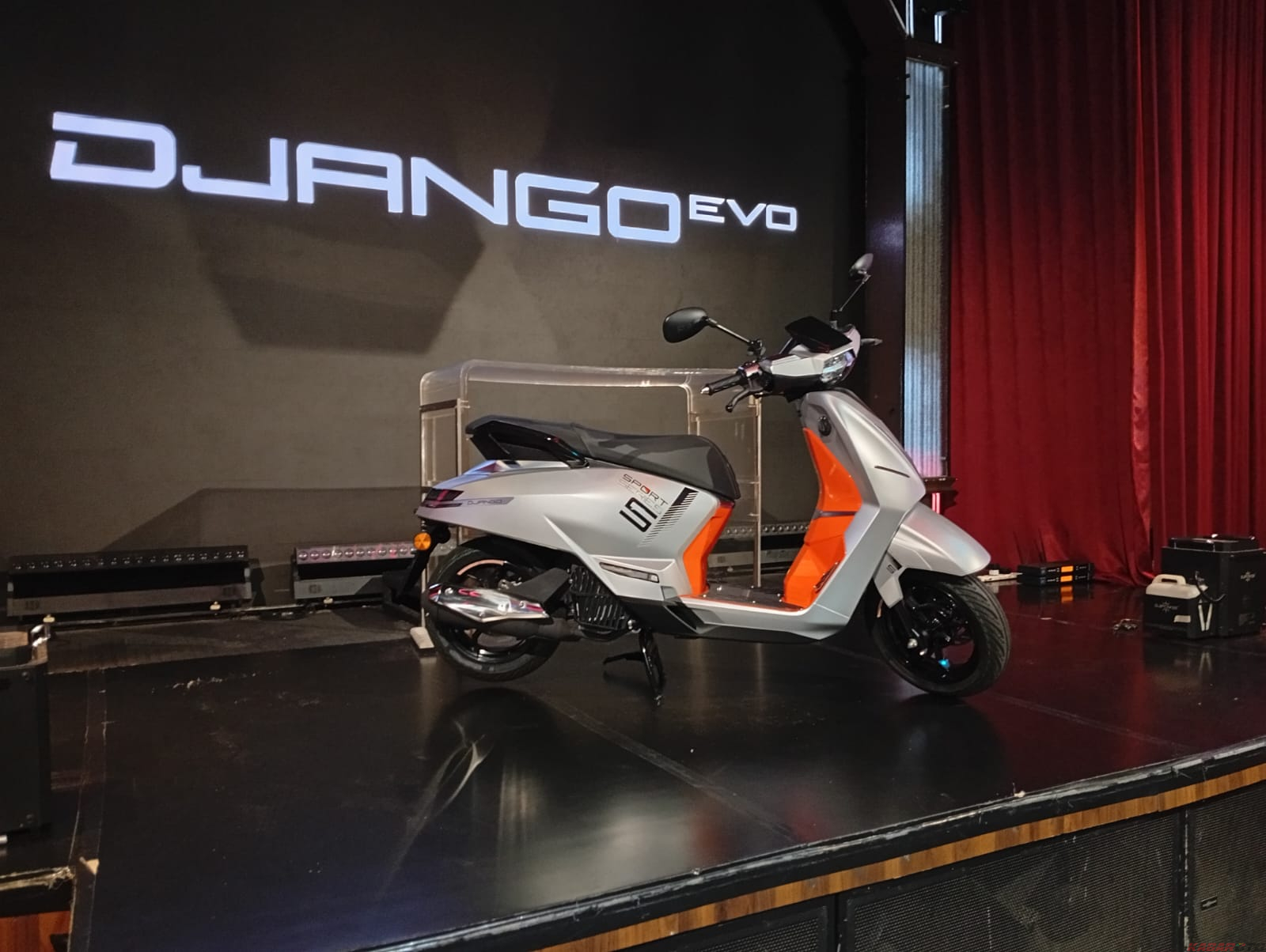 Galeri Peugeot Django 125 Evo yang Resmi Melantai di Indonesia