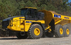 >Truk Tambang Baru Komatsu HM460-6 Meluncur, Apa Saja Keunggulannya?