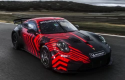 >Porsche 911 GT4 R Resmi Diperkenalkan, Siap Balapan di 2027