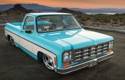 >Frank Walsh Bawa Chevrolet C10 1975 Jadi Juara "Best of Show" di Lone Star Throwdown 2024 dan 2025