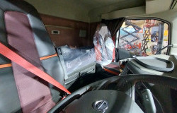 >Tempuh Perjalanan Jauh, Ruang Istirahat di Kabin Truk Sangat Penting Bagi Pengemudi