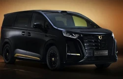 >BYD Denza D9 Dark Gold Resmi Meluncur, Ada Lapisan Emasnya