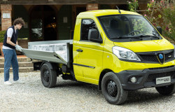 >Piaggio Porter NPE Listrik Resmi Hadir, Bisa Angkut Muatan 1 Ton