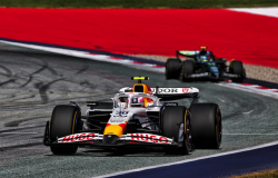 >Empat Pembalap Red Bull Finis di Zona Poin F1 Azerbaijan 2025, Catat Sejarah Baru