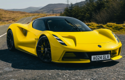 >Lotus Evija, Hypercar Listrik Bertenaga 2.011 Dk Seharga Rp44 Miliar