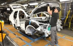 >Pabrik Nissan di Jepang Kembali Beroperasi