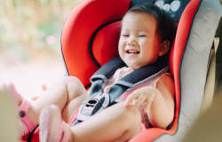 >Ada Waktunya Anak Harus Duduk Menghadap ke Belakang dengan Car Seat