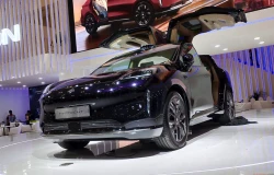 >Aion Pasarkan 4 Mobil Listrik Jarak Jauh di Indonesia, Semuanya di Atas 400 Km