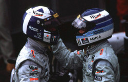 >Di Belakang Garis Start: 4 Juni Dipenuhi Momentum Penting Formula 1