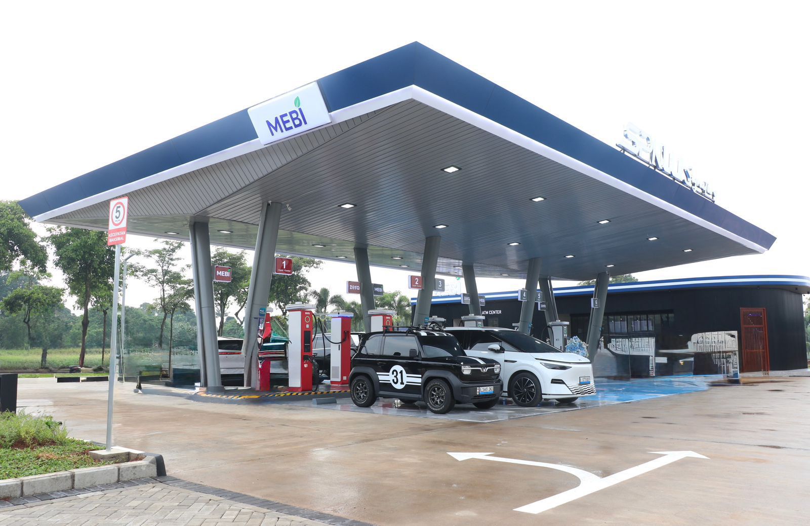 Infrastruktur Charging Kendaraan Listrik Masih Terbatas, Pengisian Daya di Rumah Jadi Solusi Praktis