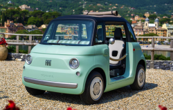 >Fiat Topolino Si “Mini EV” Imut, Ukurannya Jauh Lebih Kecil dari Wuling Air EV