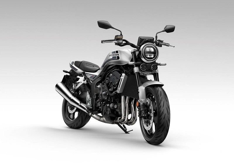 Honda CB1000F 2026, Motor Retro dengan Teknologi dan Performa Modern