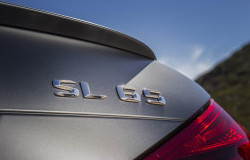 >Mercedes Akan Hentikan Produksi AMG SL65 