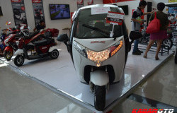 >Ini Loh Motor Listrik Roda 3 Buatan Indonesia