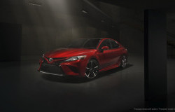 >Toyota Tarik Camry 2018 karena  Masalah Piston