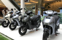 >Ramaikan Pasar Motor Listrik, DAM Luncurkan Honda ICON e: dan CUV e: di Jawa Barat