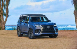 >Si Anak Pantai Berbadan Kekar, Lexus Surf LX Jadi Mobil Edisi World Surf League