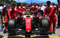 >Scuderia Ferrari HP Bawa Mesin Lebih Kencang di F1 Austria Demi Kejar Mercedes